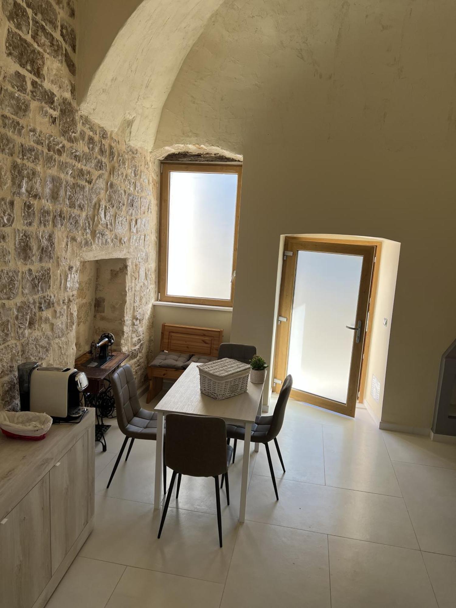 Intra Moenia Bed and Breakfast Bisceglie Buitenkant foto