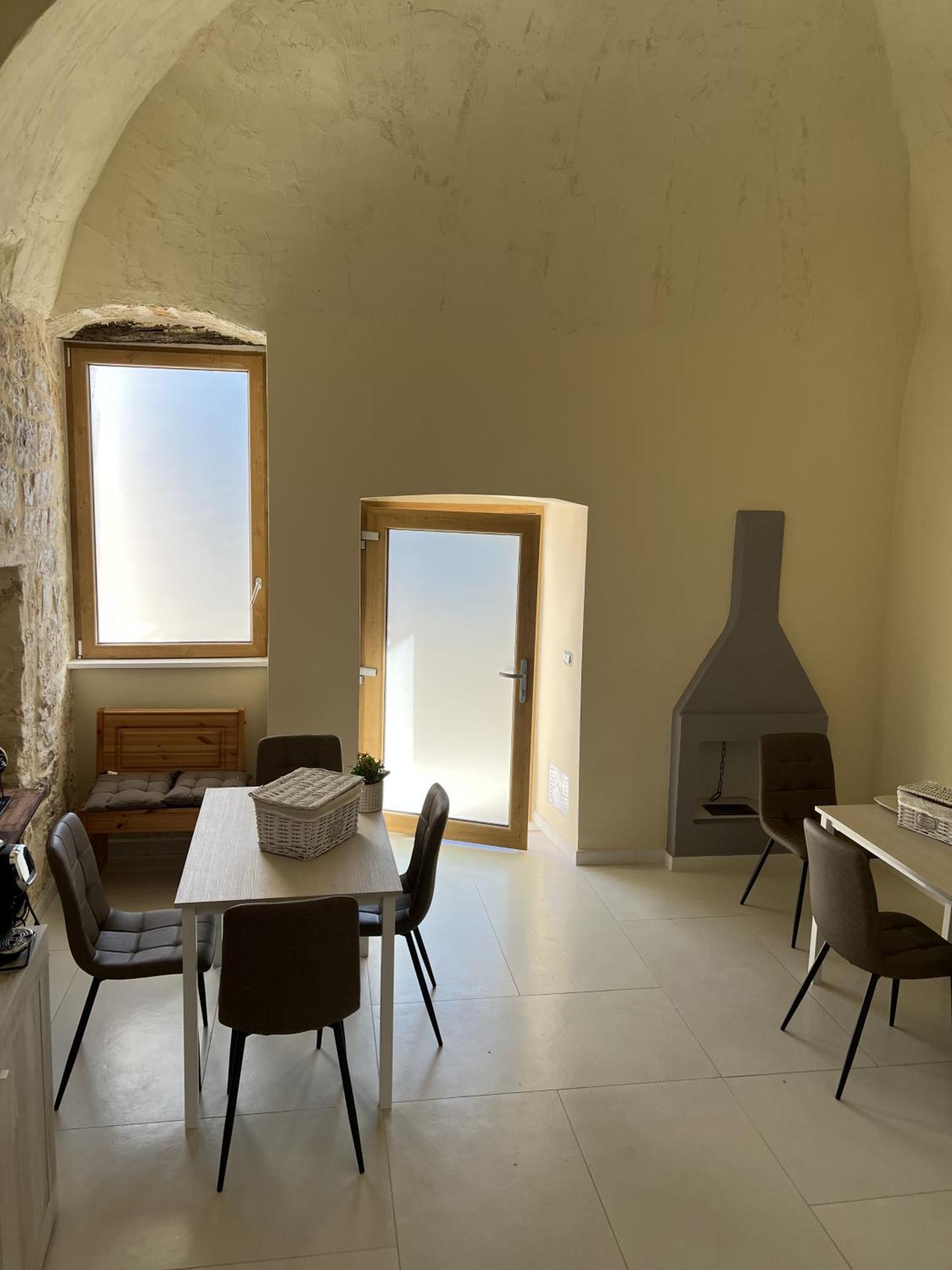 Intra Moenia Bed and Breakfast Bisceglie Buitenkant foto